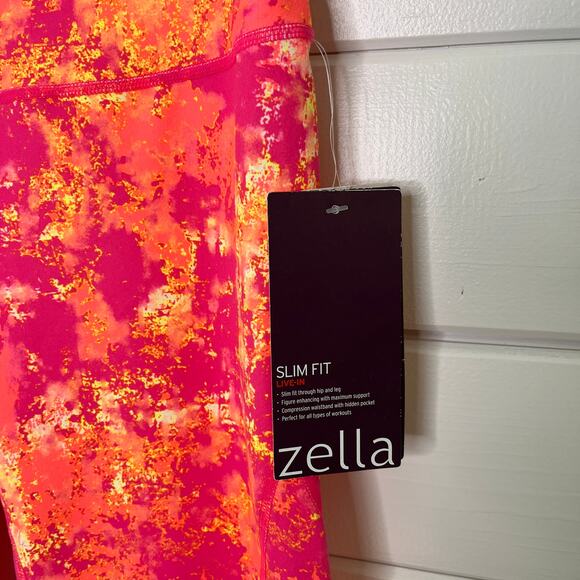 Zella Zeltek Capri Leggings Slim Fit Ultimate Stretch Women Size S Pink Neon NEW - Picture 2 of 6